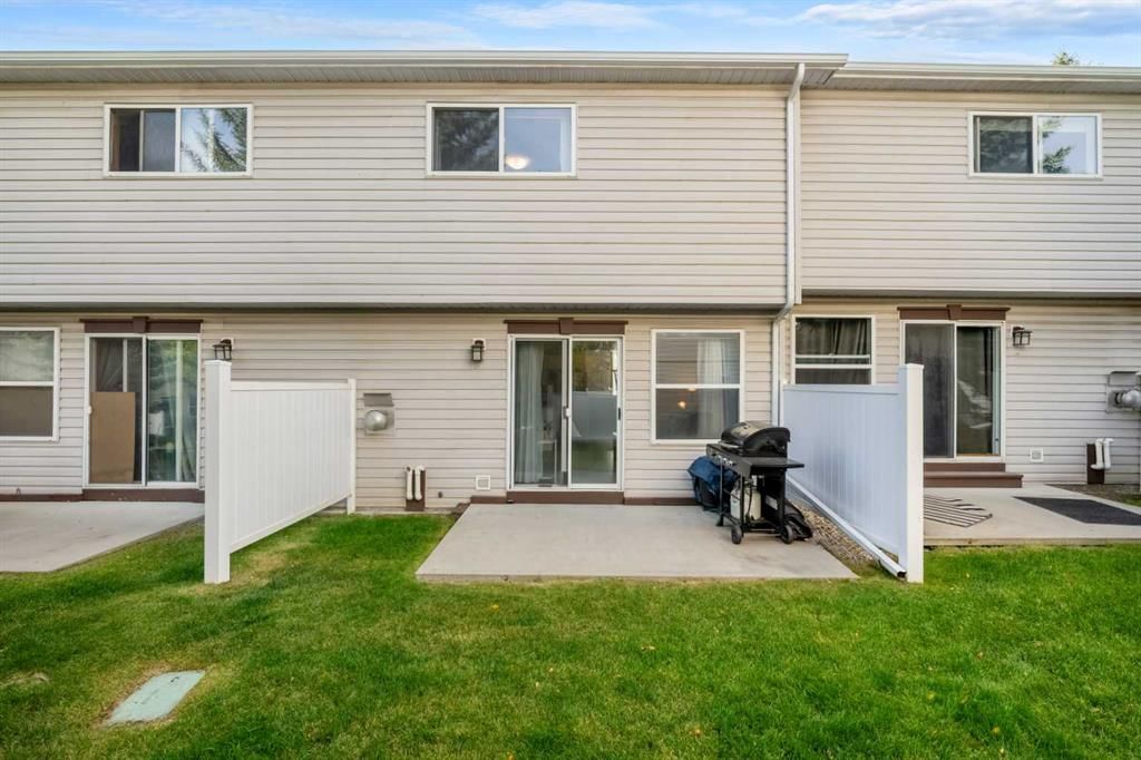 147 Somervale Park SW, Calgary — photo 2 of 41
