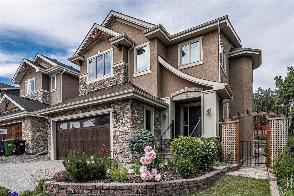 180 ASCOT Drive SW, Calgary — main listing photo