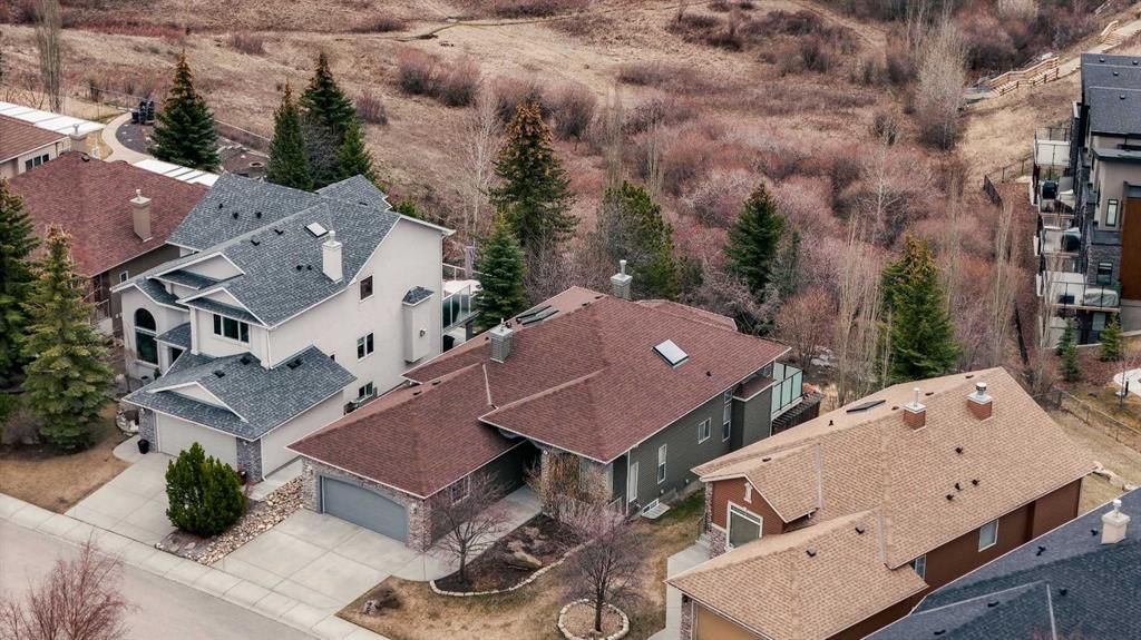 56 Royal Abbey Rise NW, Calgary — photo 2 of 50