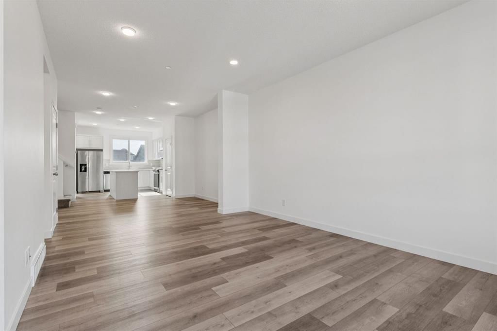 113 Calhoun Common NE, Calgary — photo 3 of 33