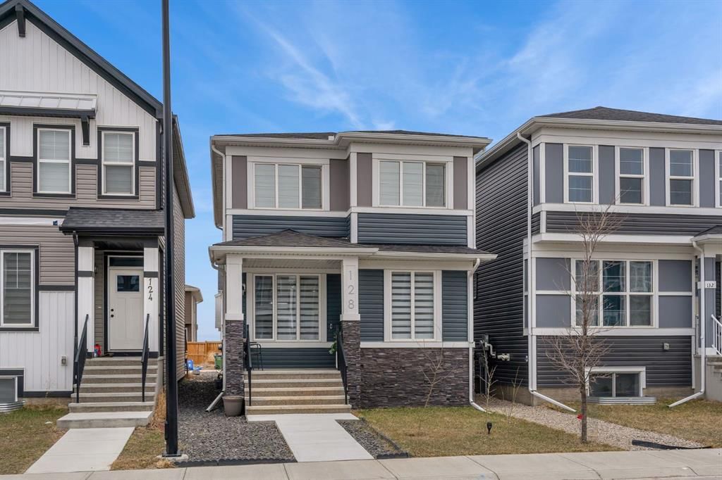 128 Seton Villas SE, Calgary — photo 3 of 29