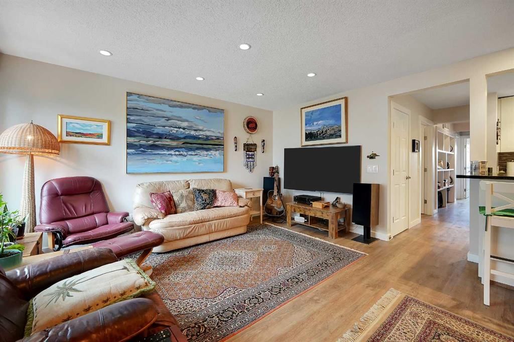 311, 200 Brookpark Drive SW, Calgary — photo 4 of 21