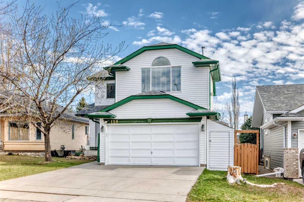 128 Harvest Park Road NE, Calgary — photo 2 of 44