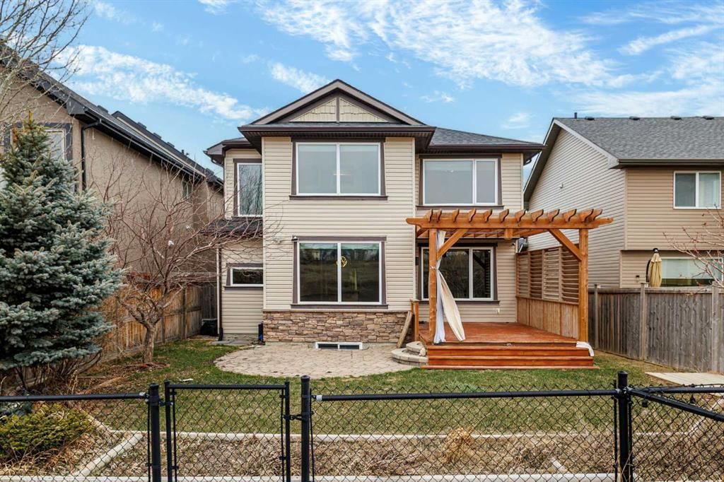13 Sage Hill Landing NW, Calgary — photo 4 of 47