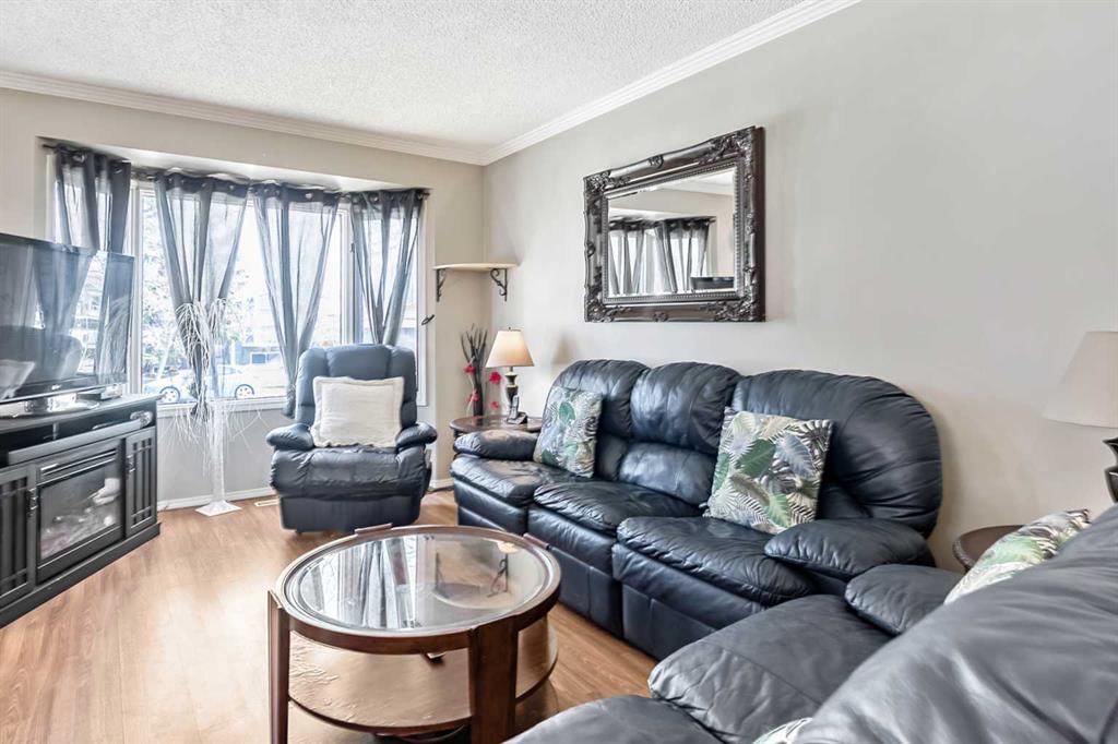 294 Shawnessy Drive SW, Calgary — photo 5 of 50