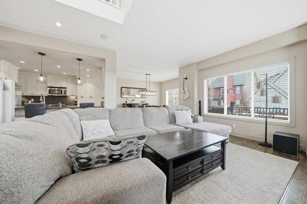 85 Mahogany Square SE, Calgary — photo 5 of 48