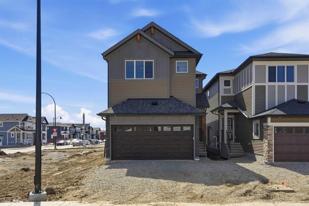 11 Homestead Gardens NE, Calgary — main listing photo