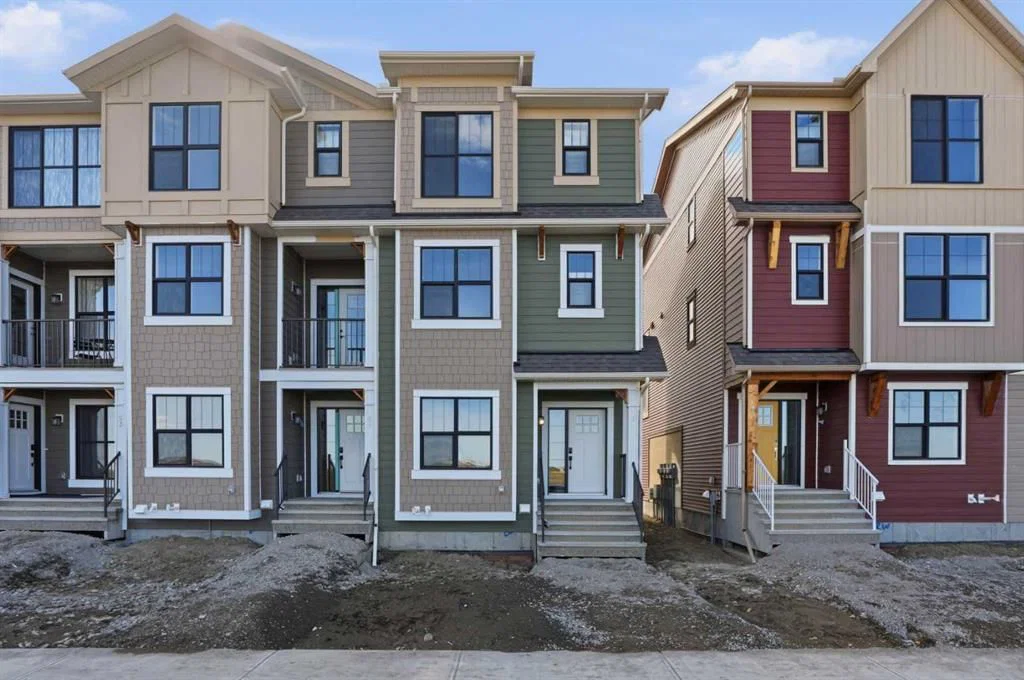 21 Wild Rose Way SE, Calgary — recently sold townhome