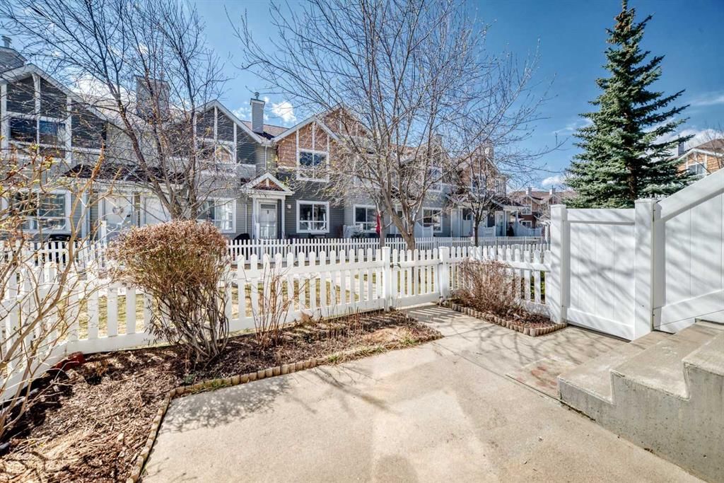 55 Tuscany Court NW, Calgary — photo 3 of 37