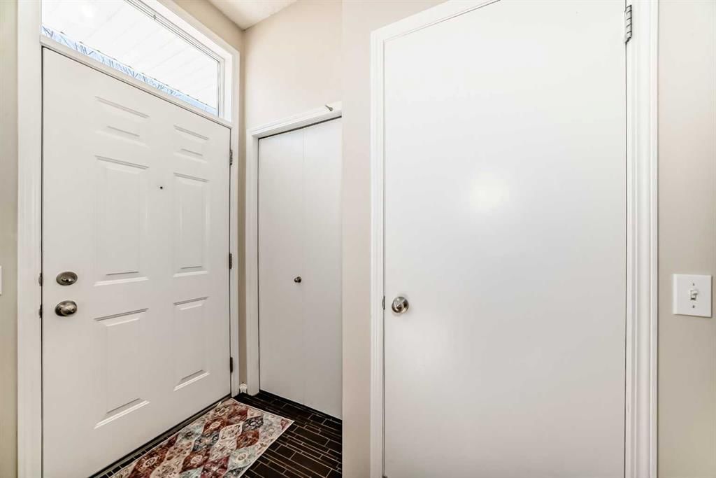 55 Tuscany Court NW, Calgary — photo 4 of 37