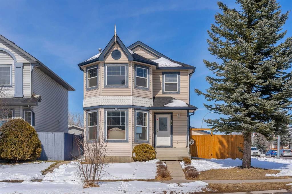 92 Taradale Drive NE, Calgary — photo 2 of 49