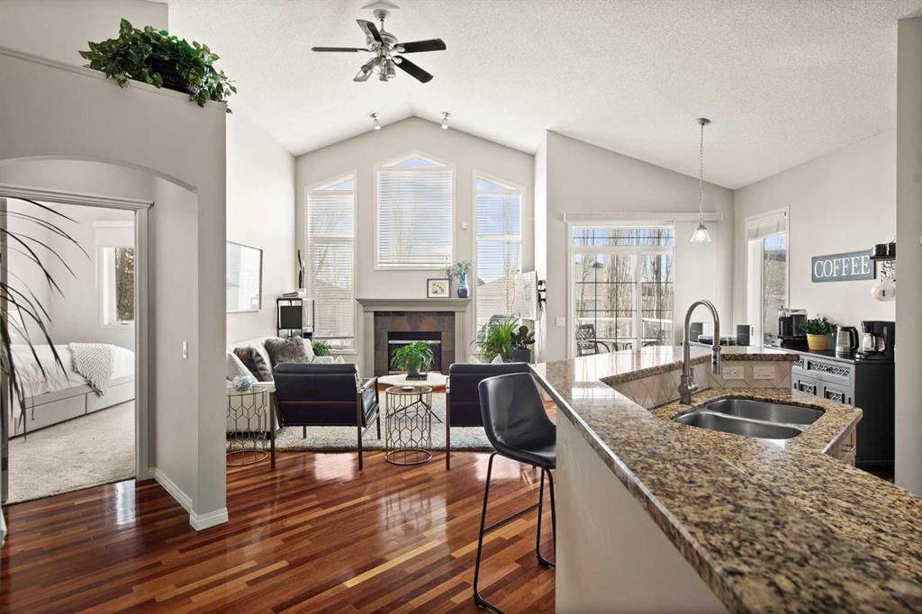 93 Cranwell Place SE, Calgary — photo 3 of 50