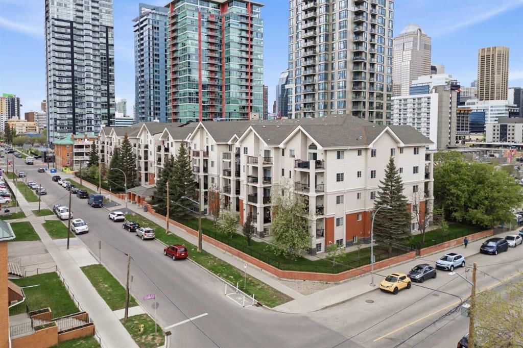 117, 126 14 Avenue SW, Calgary — main listing photo