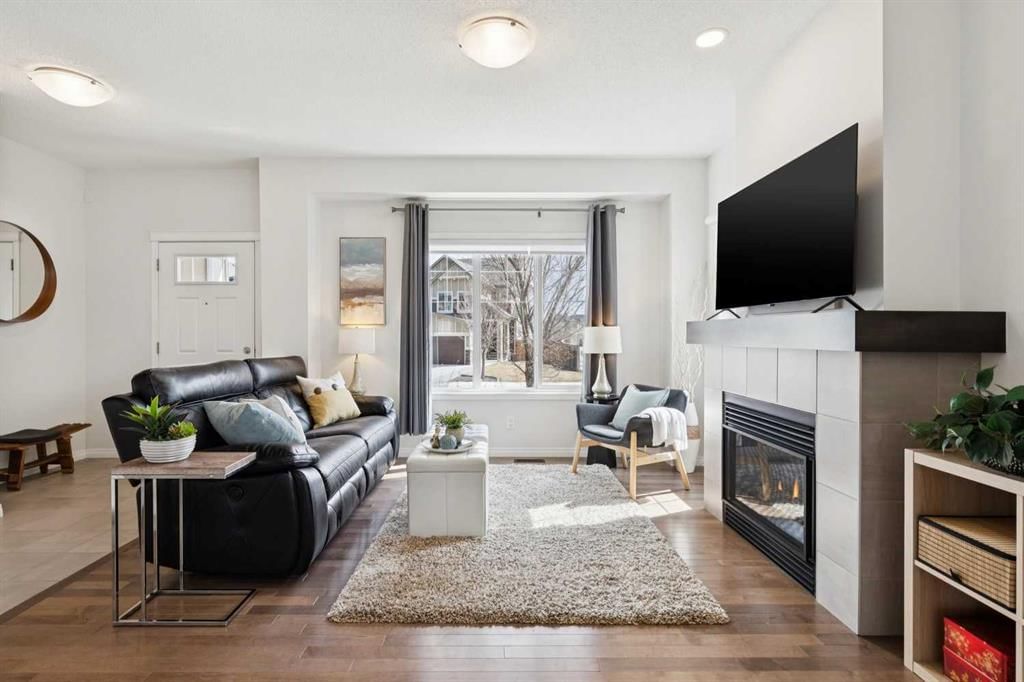 8 Walgrove Green SE, Calgary — photo 5 of 43