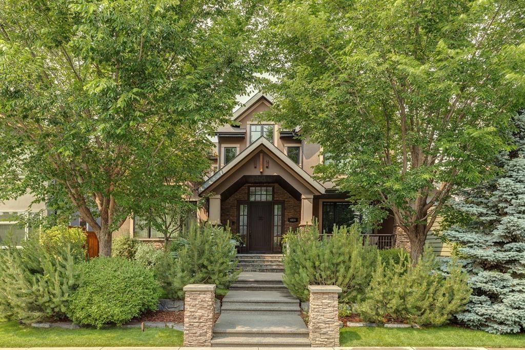 4315 17 Street SW, Calgary — main listing photo