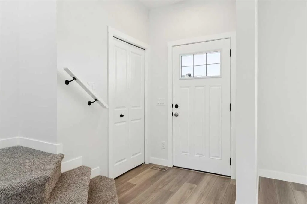 244 Drystone Walk NW, Calgary — photo 3 of 44