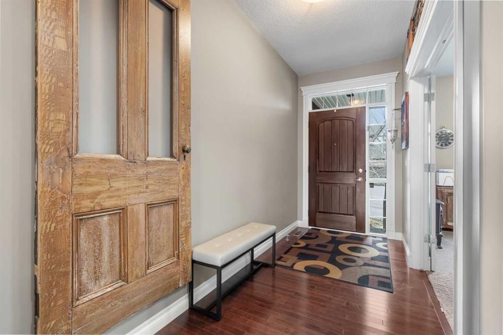 89 Ascot Crescent SW, Calgary — photo 2 of 49
