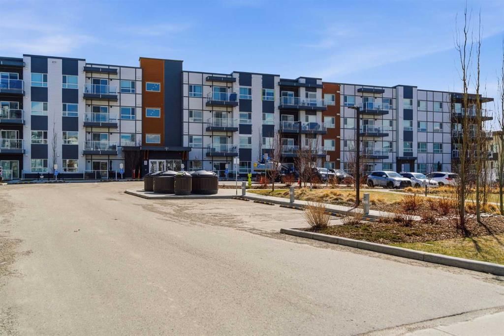 226, 360 Harvest Hills Way NE, Calgary — photo 3 of 34