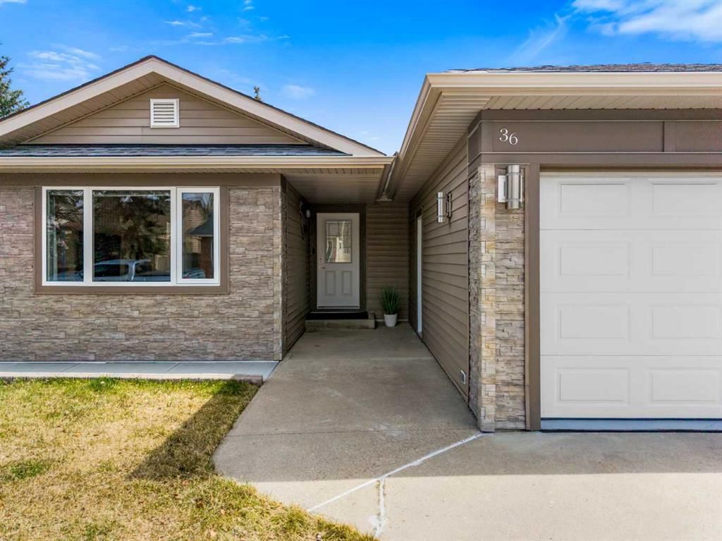 36 Woodfern Rise SW, Calgary — photo 2 of 43