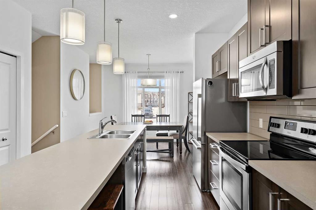 205 Copperstone Park SE, Calgary — photo 3 of 45