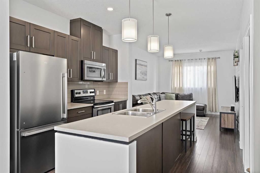 205 Copperstone Park SE, Calgary — photo 4 of 45