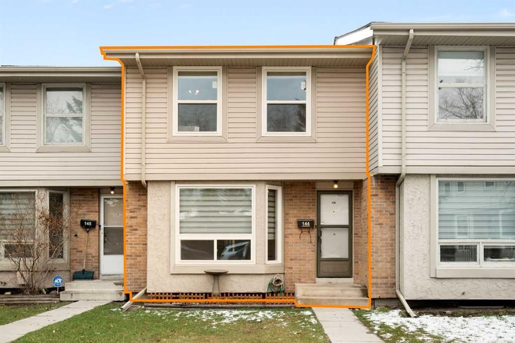 144, 123 Queensland Drive SE, Calgary — photo 2 of 31