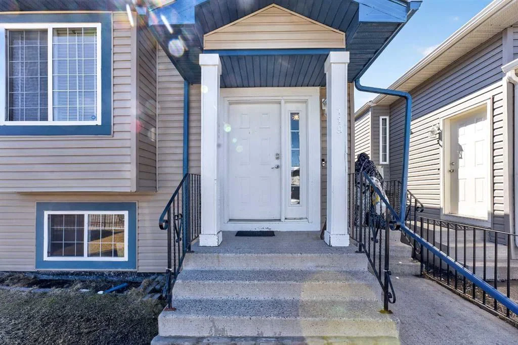 119 Taravista Drive NE, Calgary — photo 3 of 34