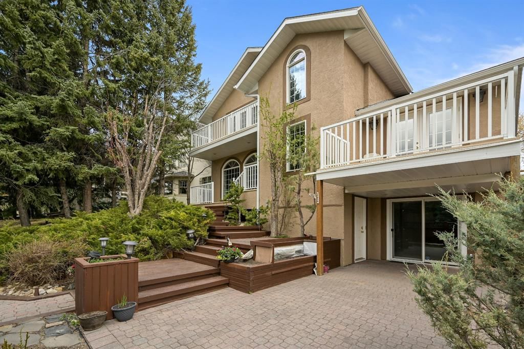 2706 Marquette Street SW, Calgary — photo 2 of 49