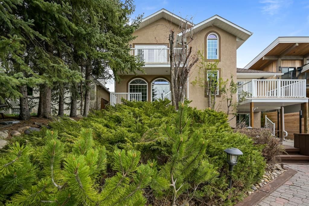 2706 Marquette Street SW, Calgary — photo 4 of 49