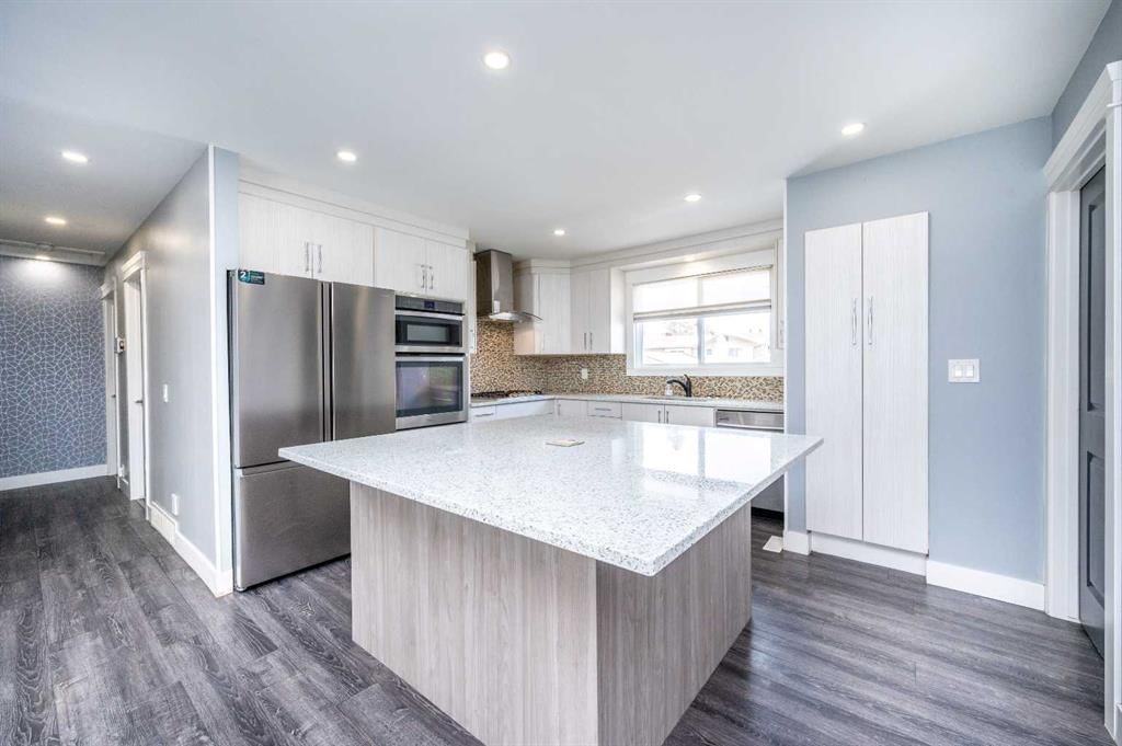 640 Rundleridge Drive NE, Calgary — photo 5 of 43