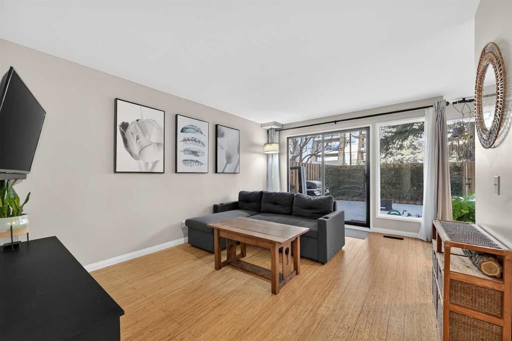 5, 111 Grier Terrace NE, Calgary — main listing photo