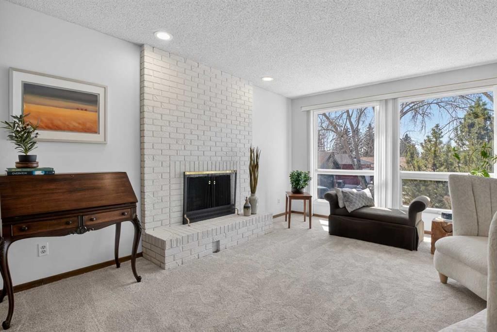 428 Ranch Estates Place NW, Calgary — photo 3 of 22