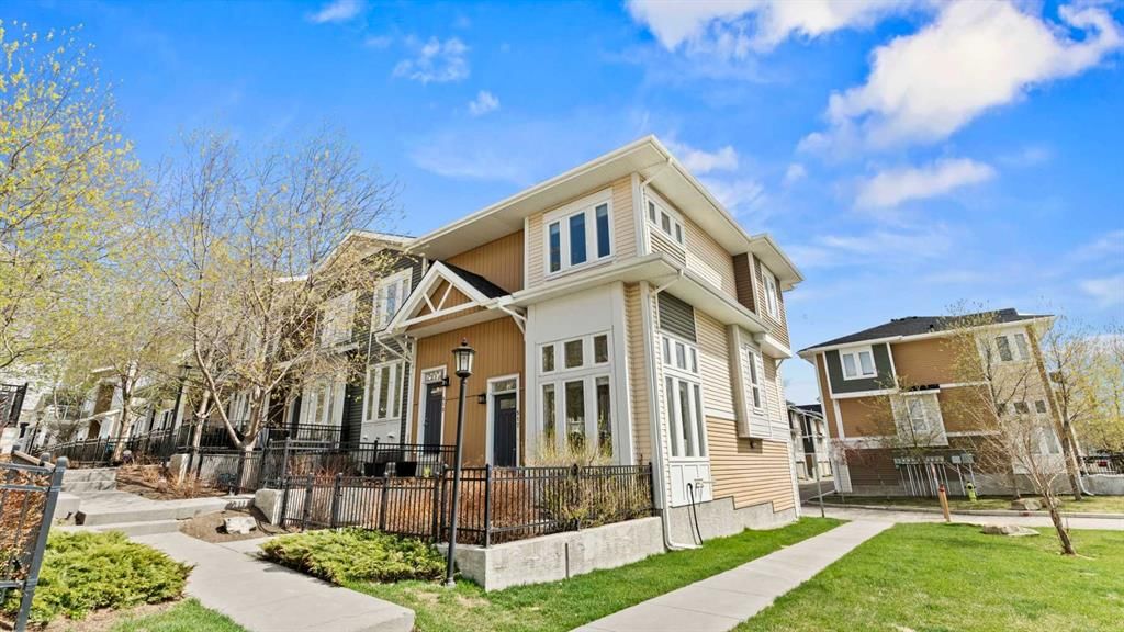 517 Auburn Bay Square SE, Calgary — photo 2 of 48