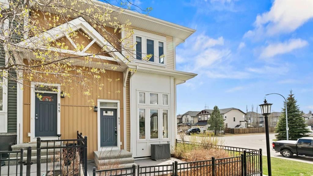 517 Auburn Bay Square SE, Calgary — photo 3 of 48