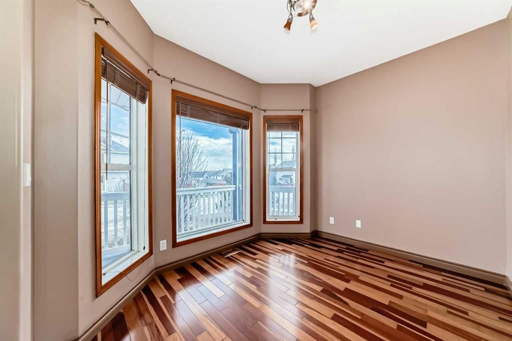89 Hidden Ranch Hill NW, Calgary — photo 5 of 33