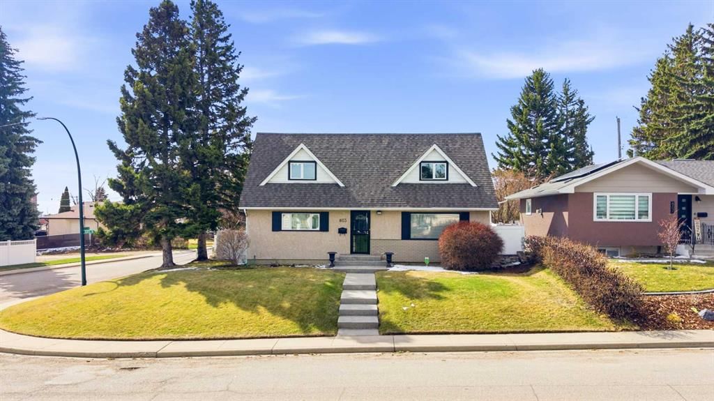 803 Seattle Drive SW, Calgary — main listing photo