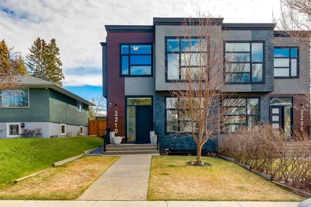 2210 Victoria Crescent NW, Calgary — photo 2 of 50