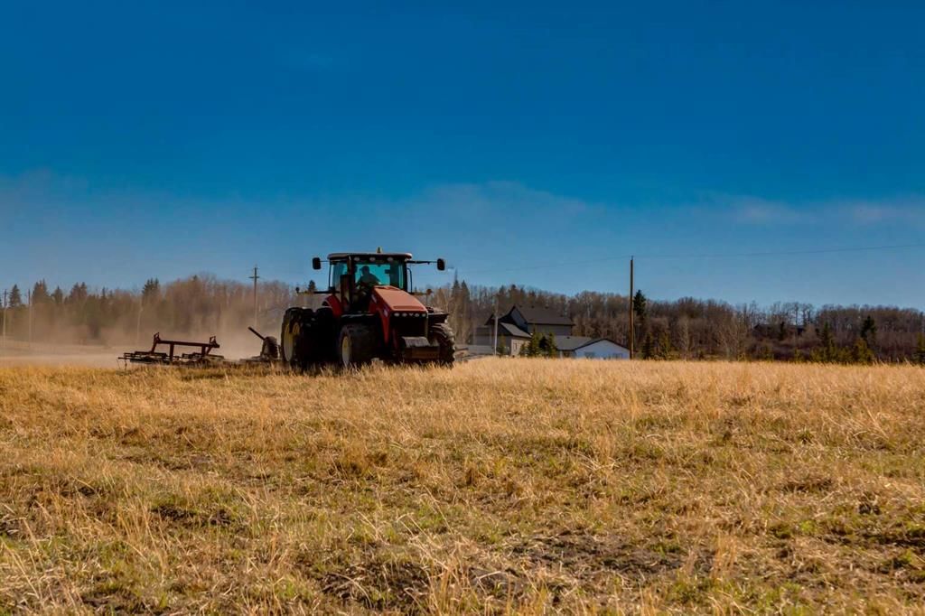NW; 29; 22; 2; W5M, Rural Foothills County — main listing photo