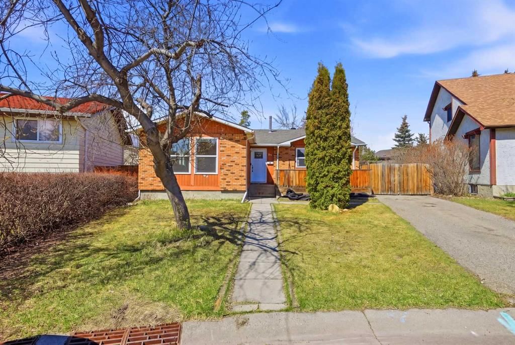 92 Whitlock Close NE, Calgary — photo 2 of 47