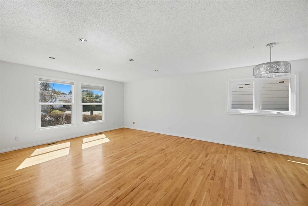 92 Whitlock Close NE, Calgary — photo 4 of 47