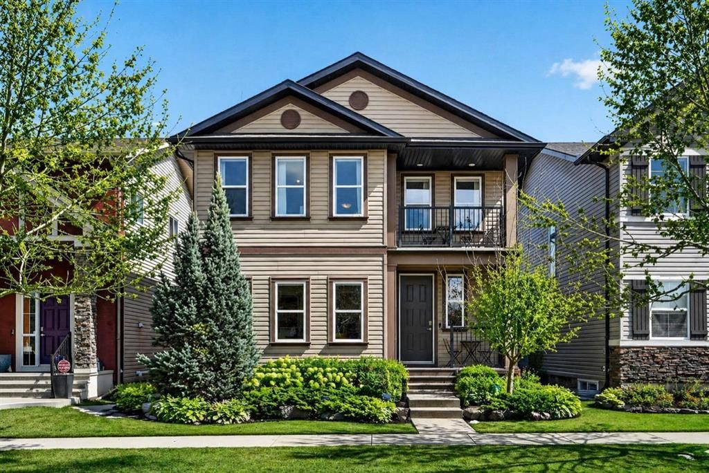 4703 Elgin Avenue SE, Calgary — main listing photo
