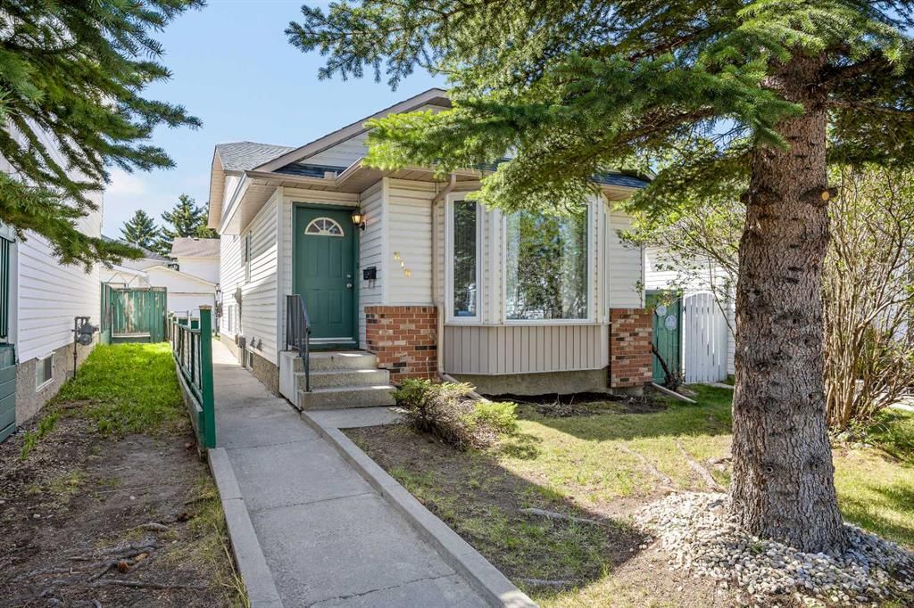 316 Coventry Close NE, Calgary — main listing photo