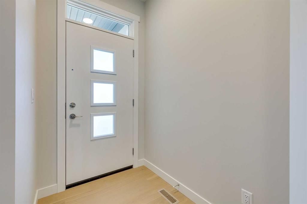 157 Wolf Hollow Drive SE, Calgary — photo 3 of 47