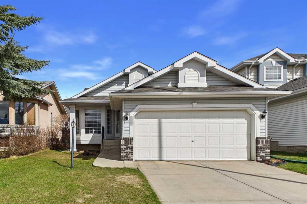 14 Citadel Drive NW, Calgary — main listing photo