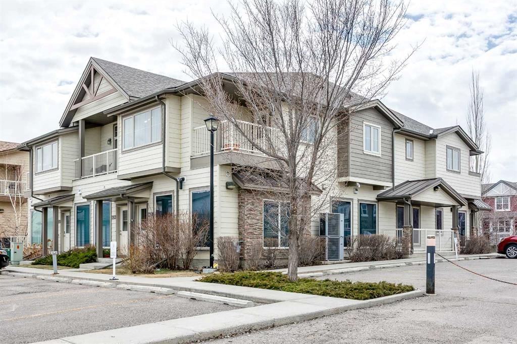 2201, 230 Eversyde Boulevard SW, Calgary — photo 2 of 40
