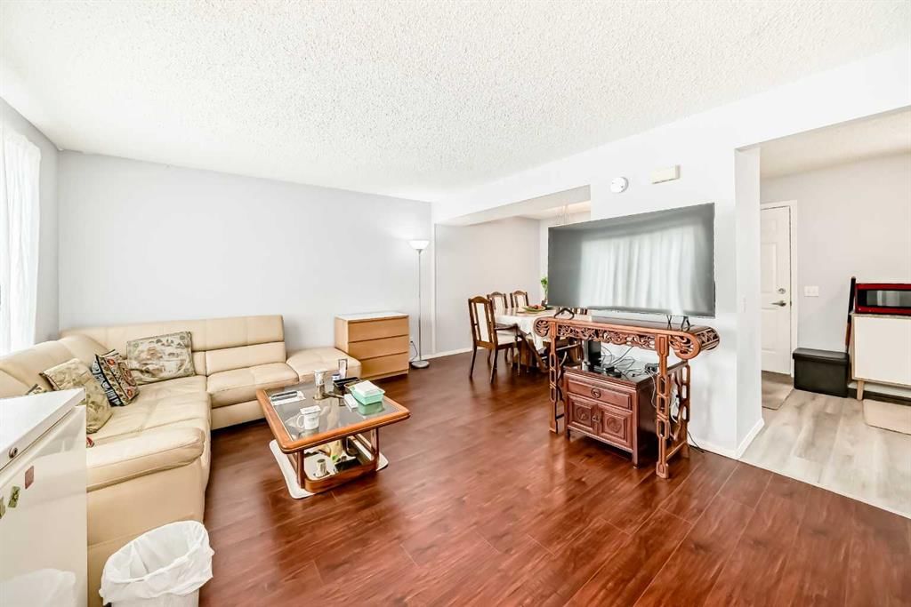 103, 405 64 Avenue NE, Calgary — photo 3 of 31