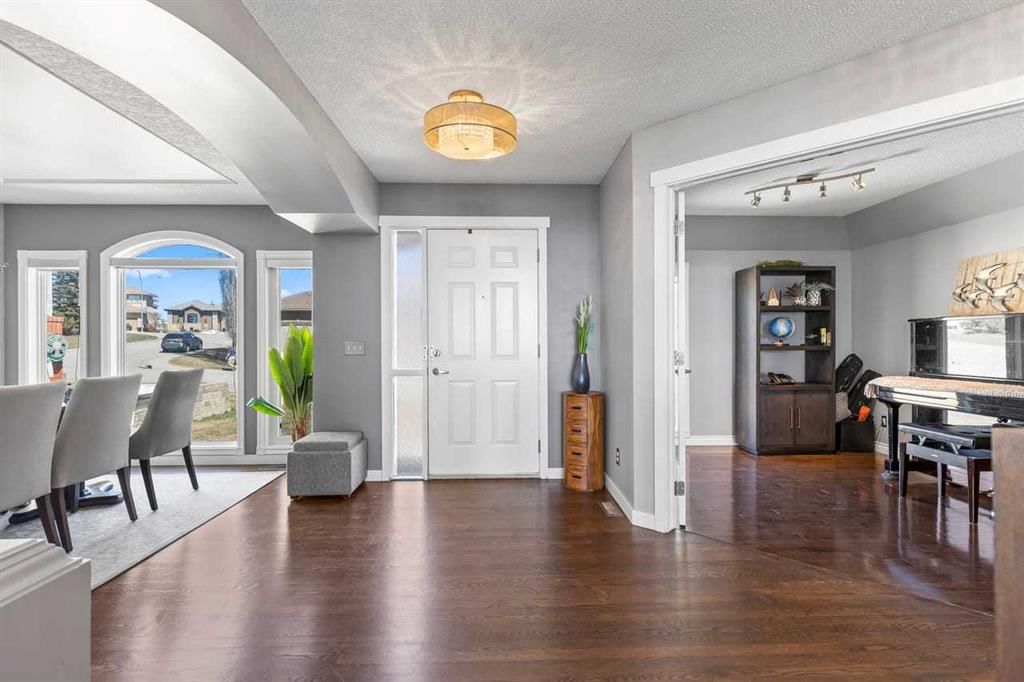 12 Arbour Estates Green NW, Calgary — photo 3 of 45
