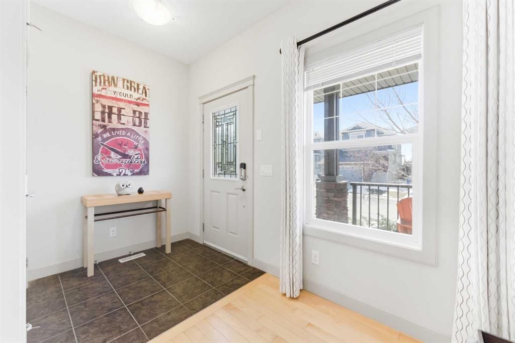 72 Evansdale Landing NW, Calgary — photo 3 of 44
