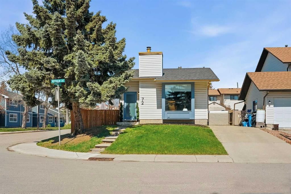72 Woodview Court SW, Calgary — main listing photo