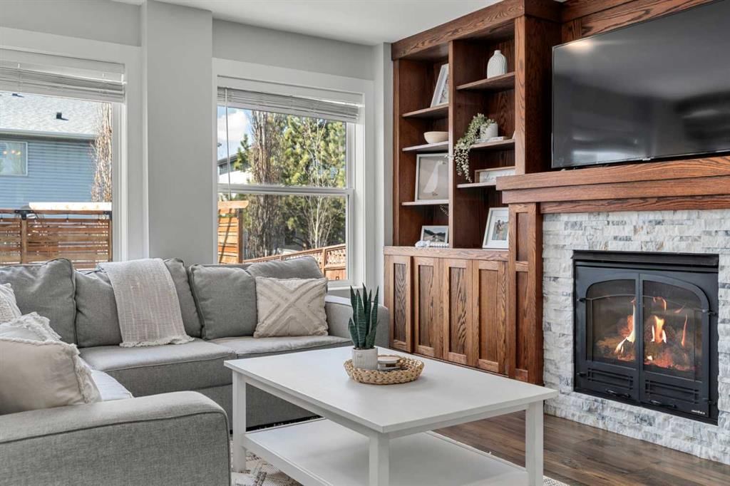 200 Douglas Ridge Circle SE, Calgary — main listing photo